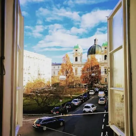 Sishaus - View At Mozarts Hostel Salzburg