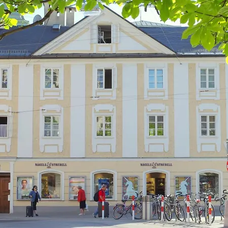 Sishaus - View At Mozarts *