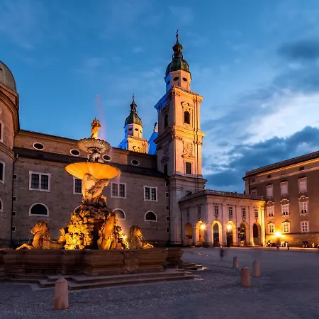 Sishaus - View At Mozarts