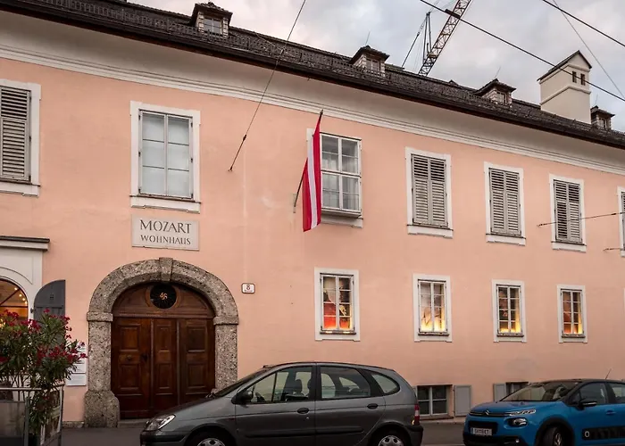 Hostel Sishaus - View At Mozarts *