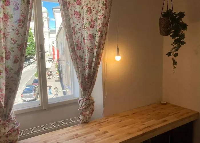 Sishaus - View At Mozarts * Solnohrad