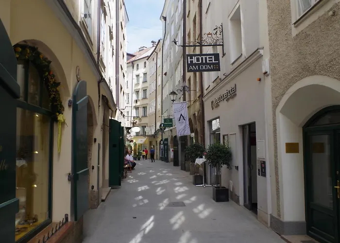 Sishaus - View At Mozarts Hostel