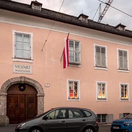 Hostel Sishaus - View At Mozarts *